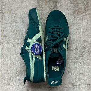 Onitsuka Tiger Sneakers